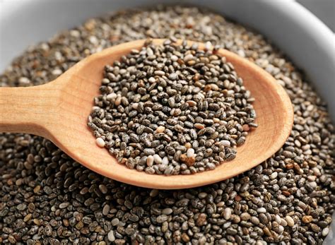 are chia seeds complete protein.